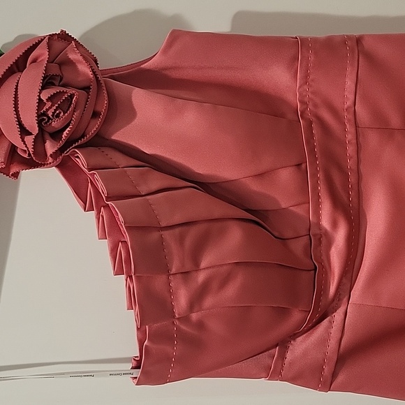 Phoebe Couture one shoulder mini cocktail dress - Picture 2 of 6